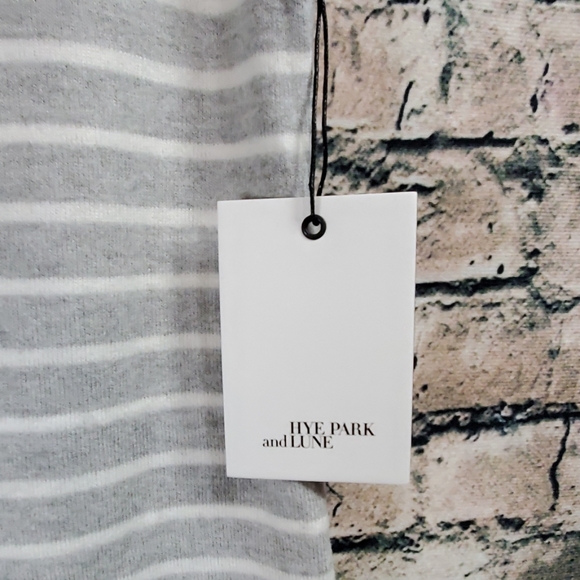 Hye Park and Lune | Dylan Gray and White Tank Top - Picture 4 of 8